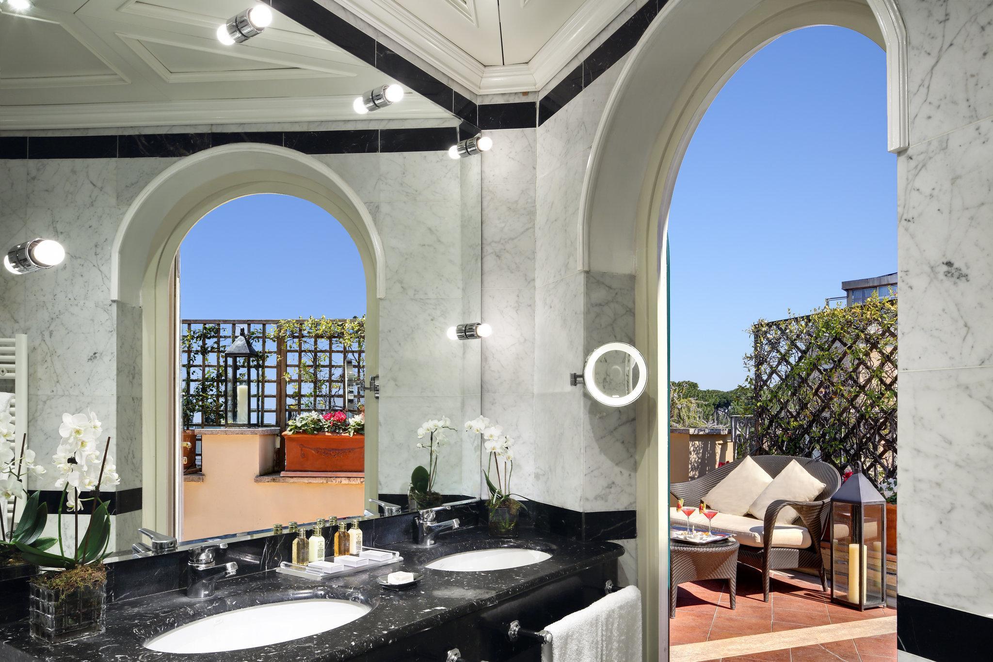 Hotel Splendide Royal - The Leading Of The World