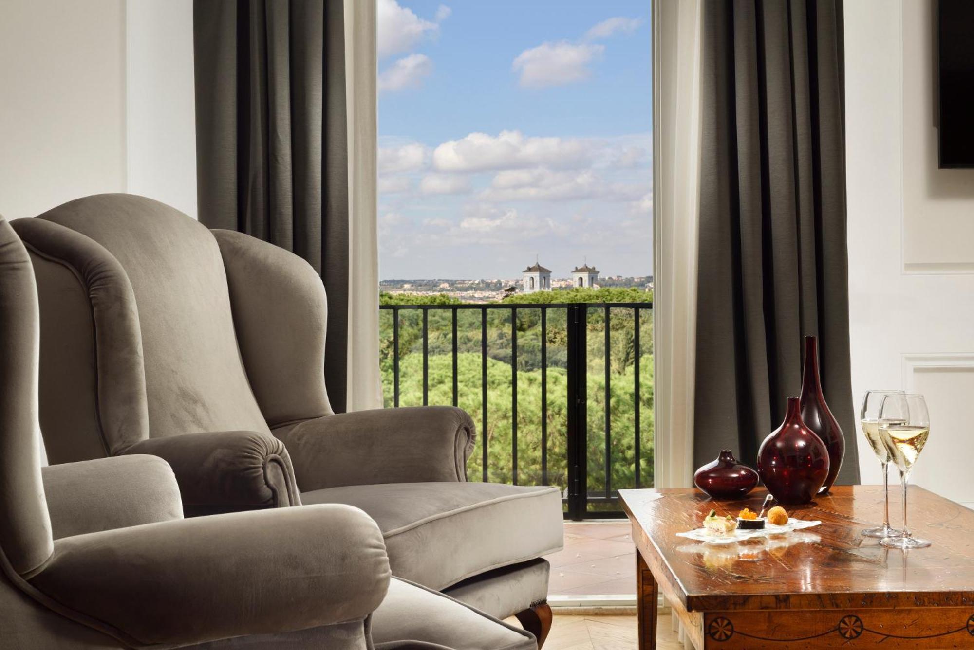 Splendide Royal - The Leading Of The World Roma